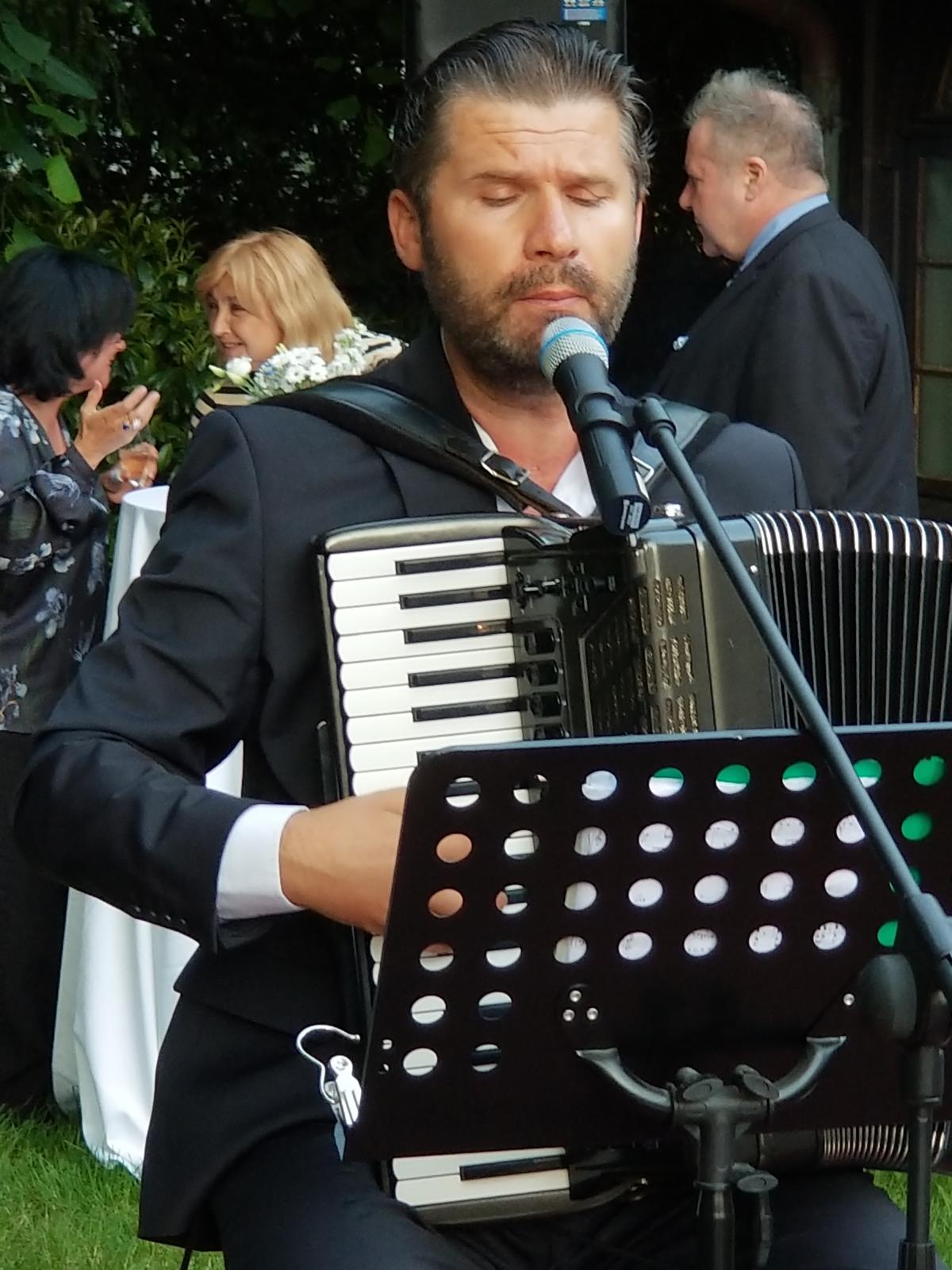 Akkordeonist Schweiz 03