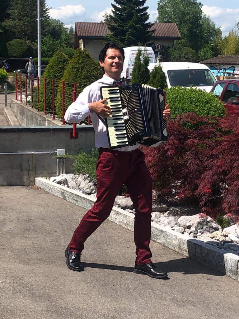 Akkordeonist Schweiz 06